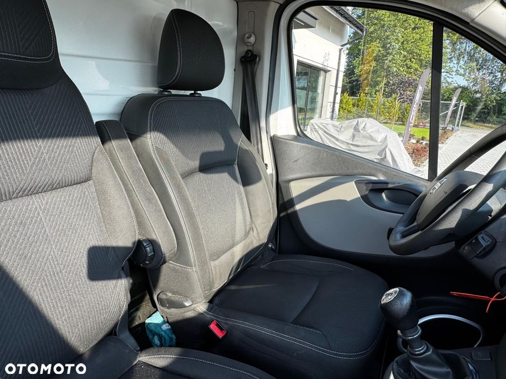 Nissan NV300 1,6 dci  125 Navi / Kamera - 16