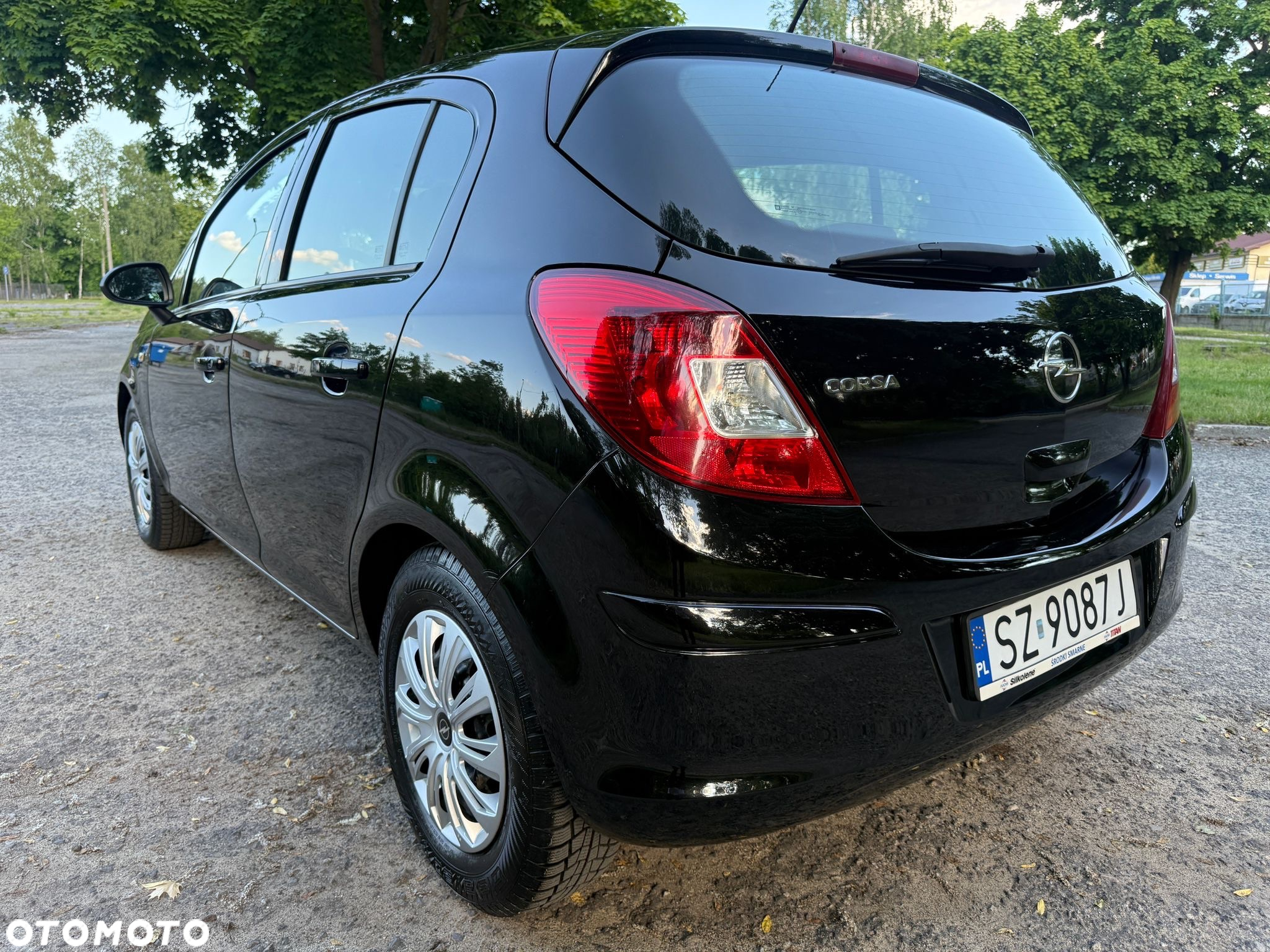 Opel Corsa 1.2 16V Enjoy - 14