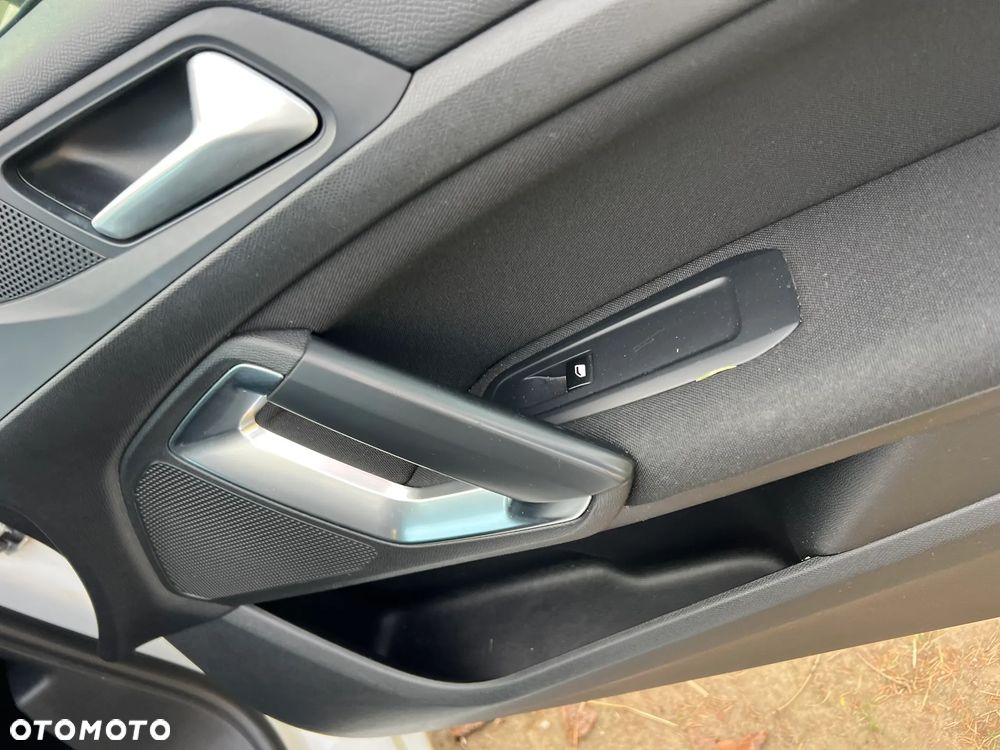 Peugeot 308 1.6 BlueHDi Active S&S - 26