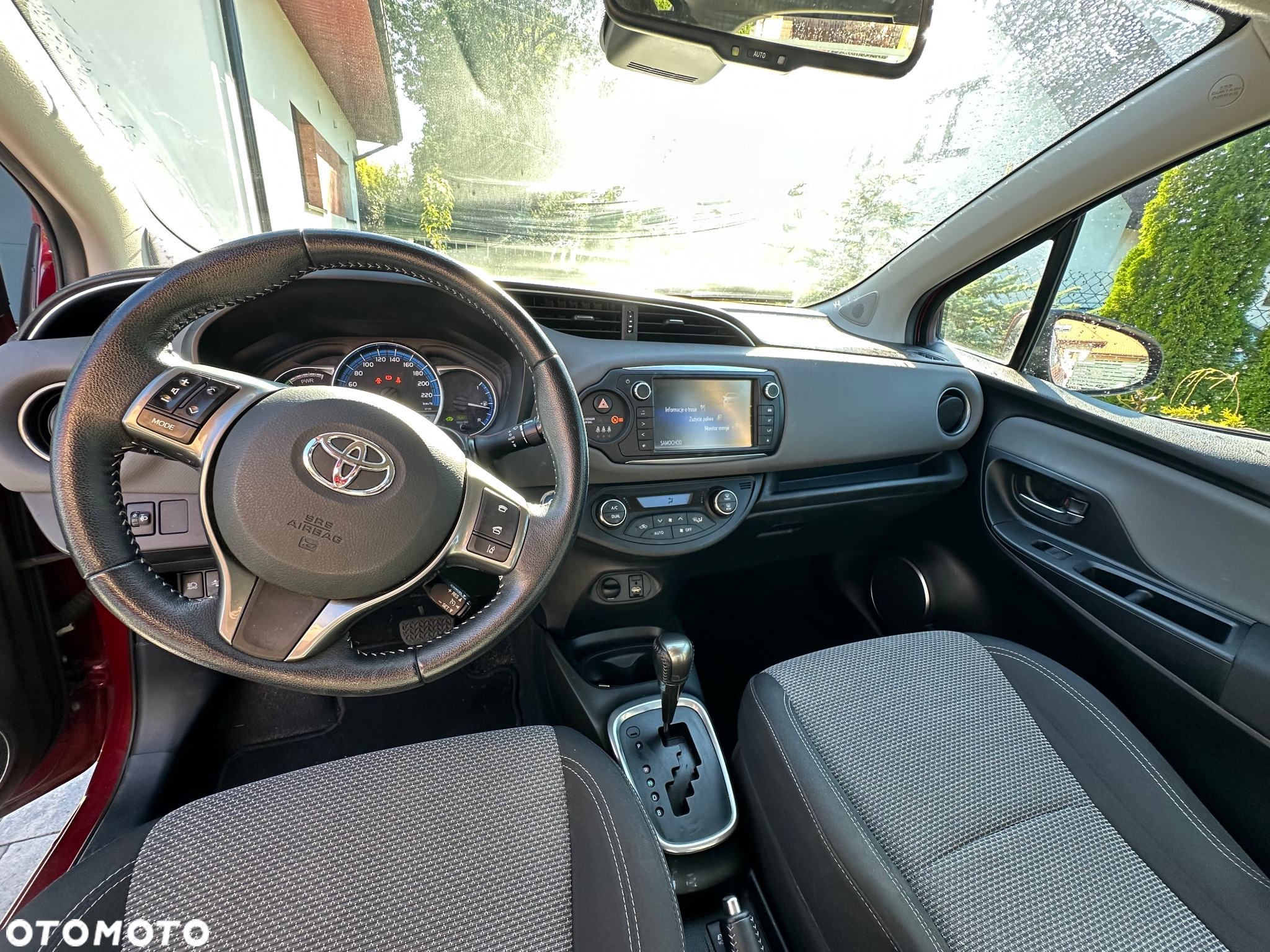 Toyota Yaris Hybrid 1.5 VVT-i Comfort - 12