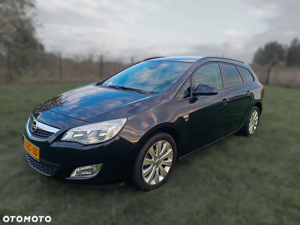 Opel Astra 1.4 Turbo ecoFLEX Start/Stop 150 Jahre - 3