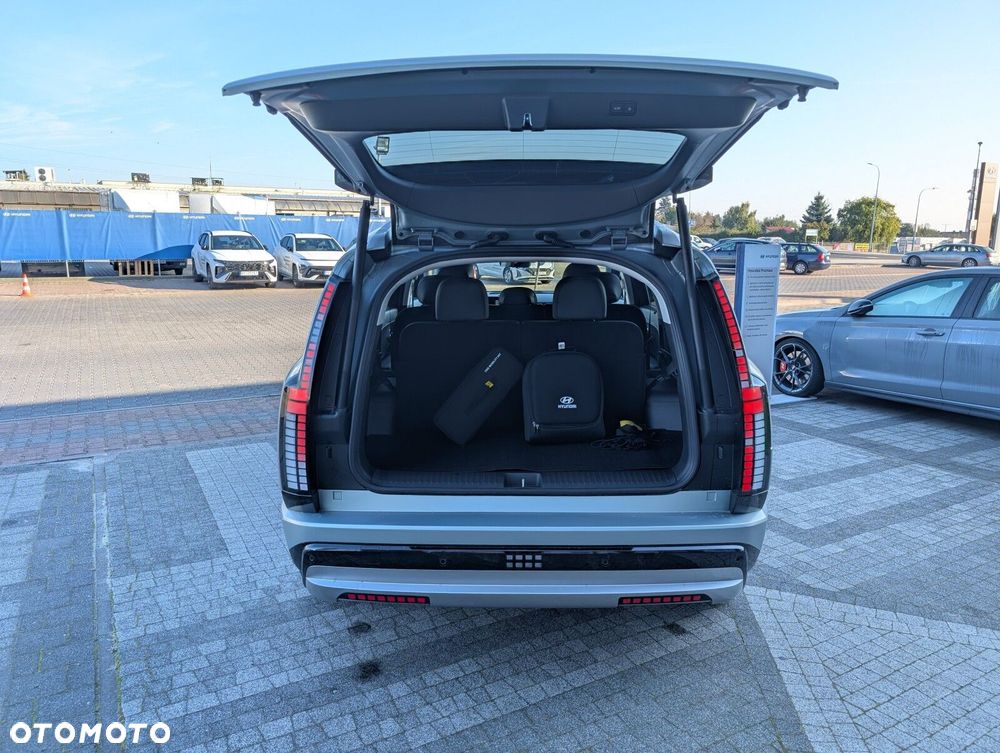 Hyundai IONIQ 9 - 10