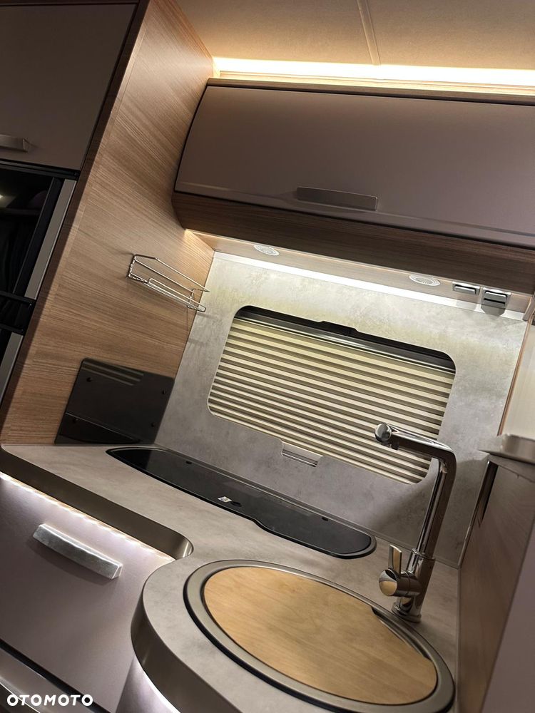 KNAUS Live i 700 - 21