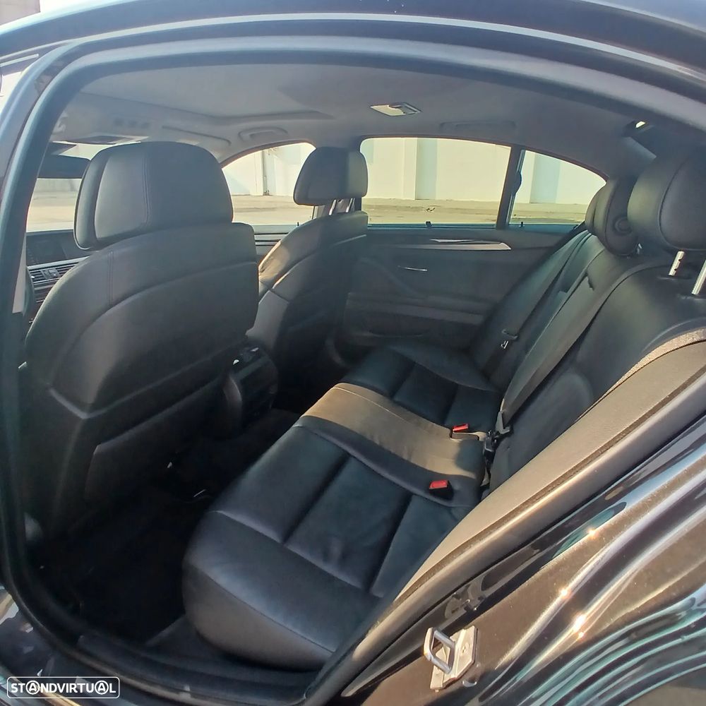 BMW 525 d Aut. Luxury Line - 7