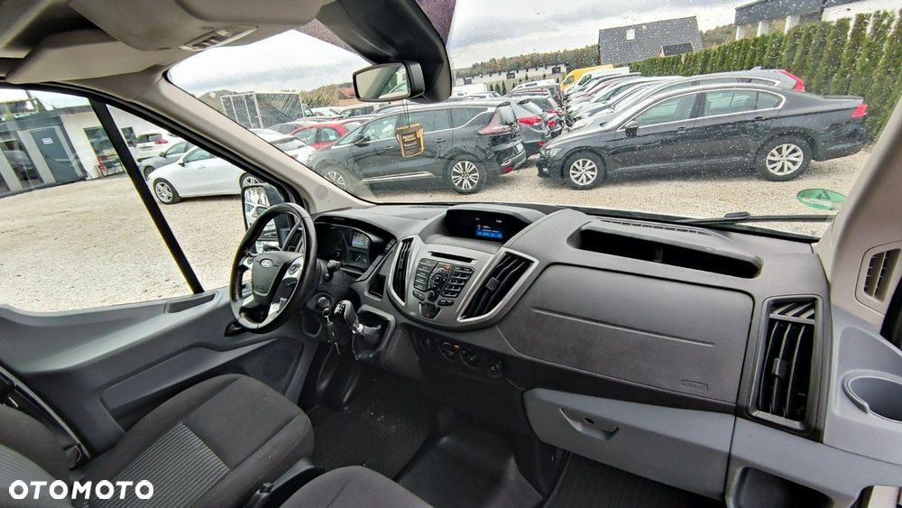 Ford Transit - 22