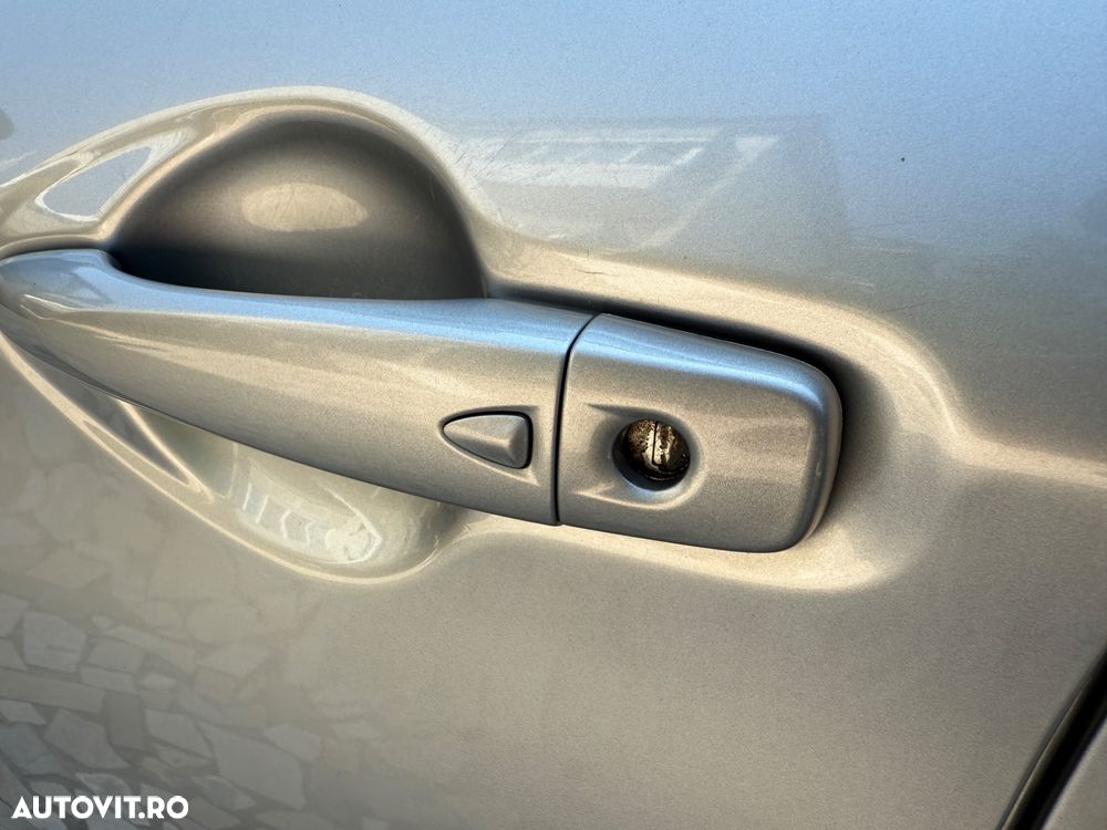 Nissan Qashqai 1.6 DCI Xtronic TEKNA - 10