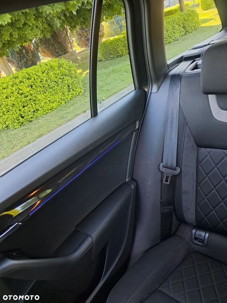 Skoda Octavia 2.0 TDI DSG RS - 34