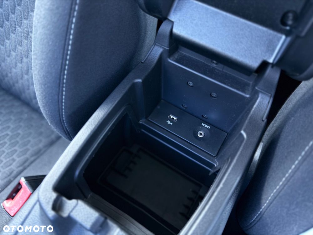 Ford Focus 2.0 TDCi Trend - 31