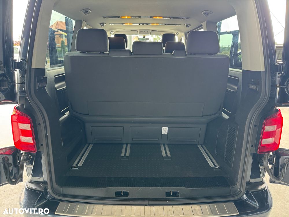 Volkswagen Multivan - 8