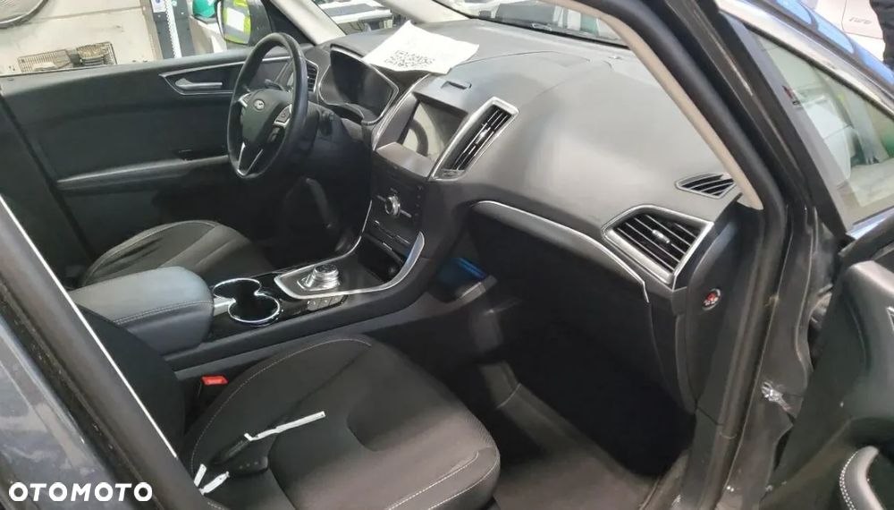 Ford S-Max 2.0 EcoBlue Titanium - 4