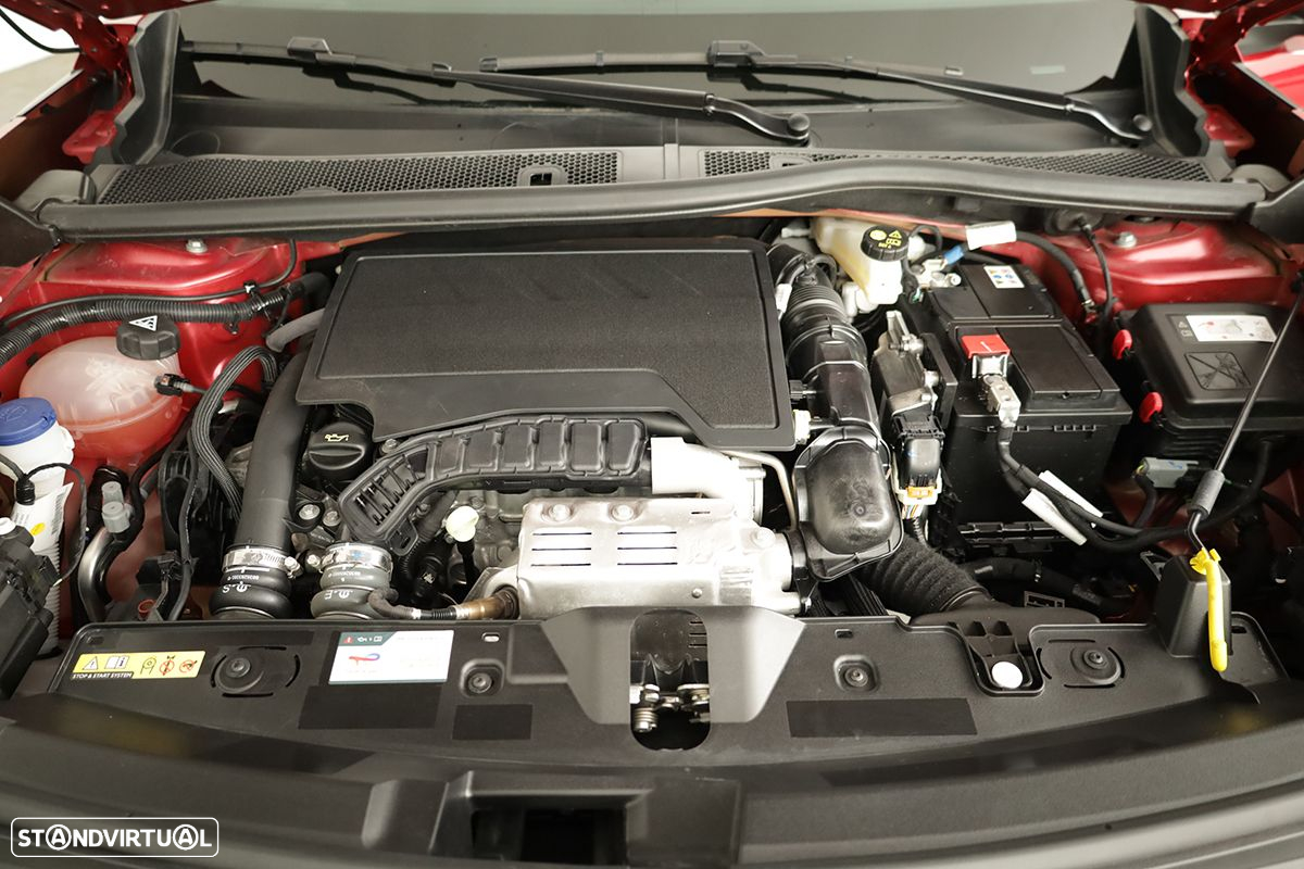 Peugeot 2008 1.2 PureTech Allure - 23