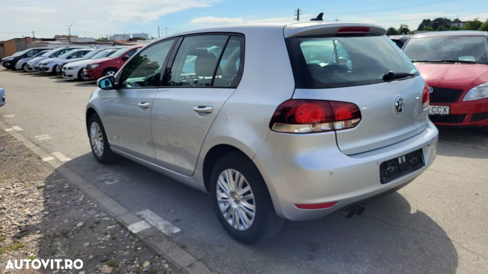 Volkswagen Golf - 5