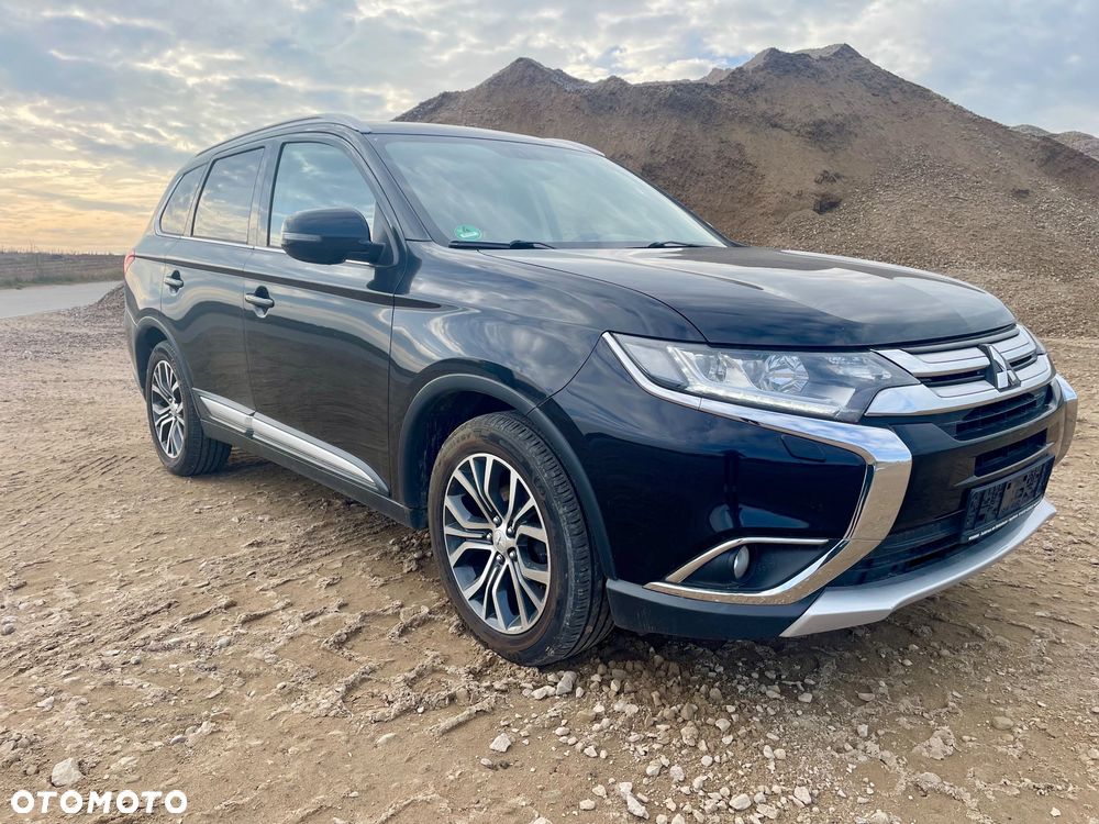 Mitsubishi Outlander 2.2 DI-D 4WD Automatik Diamant Edition - 5