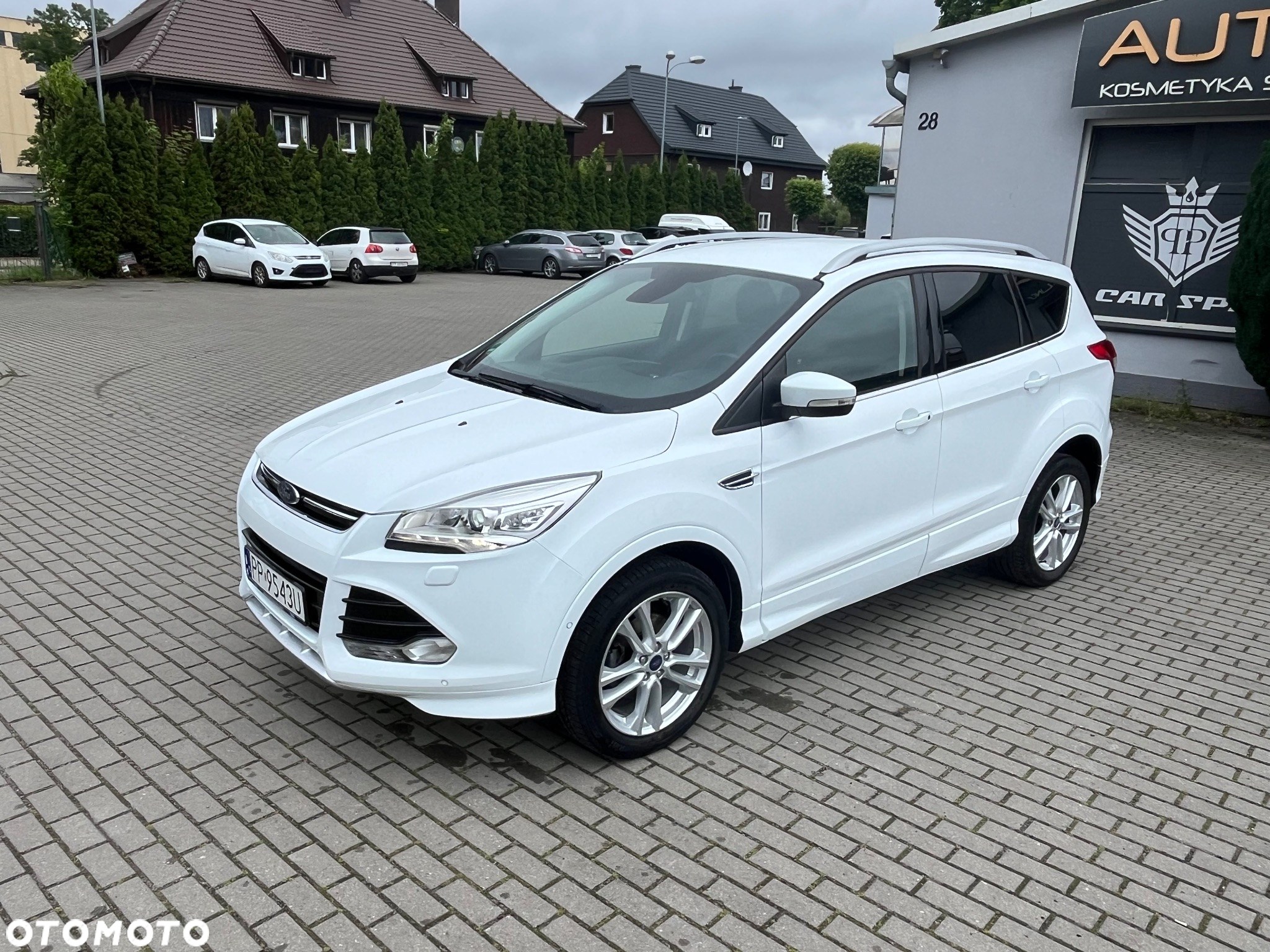 Ford Kuga 1.5 EcoBoost 2x4 Individual - 14