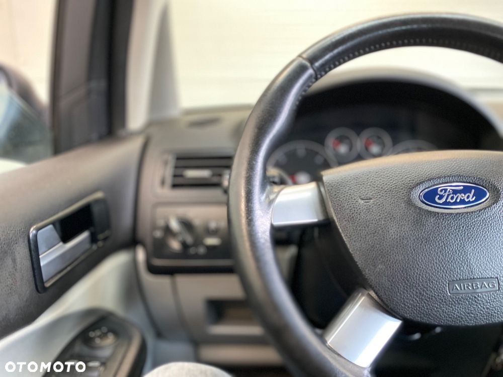 Ford C-MAX - 19