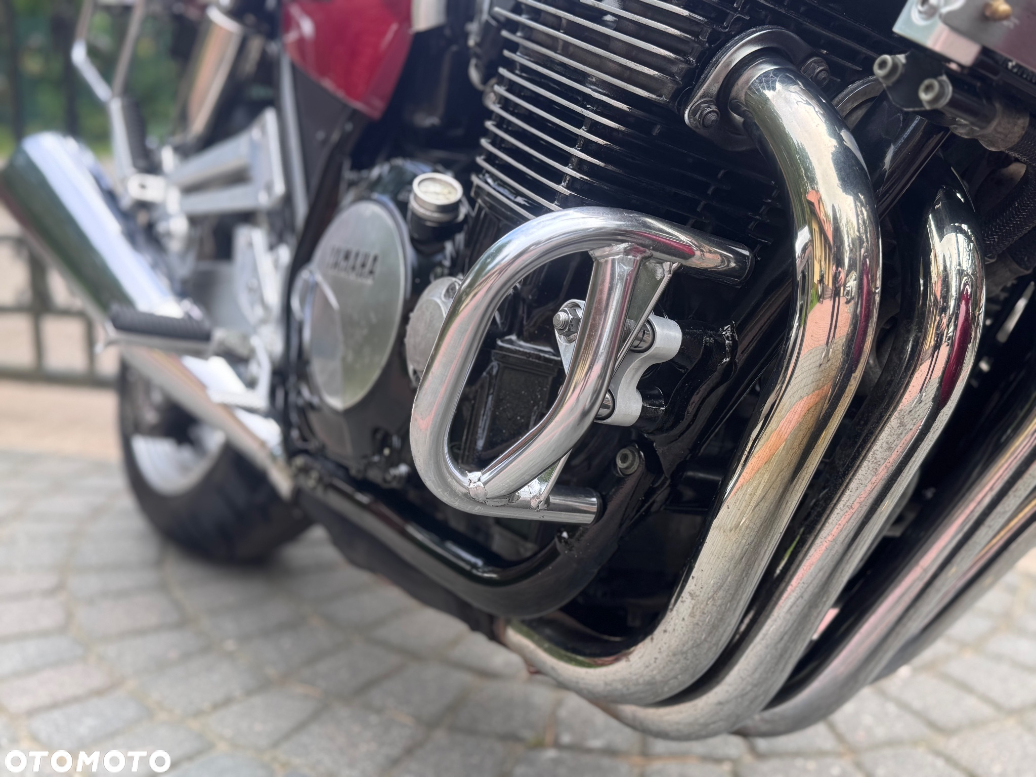 Yamaha XJR - 26