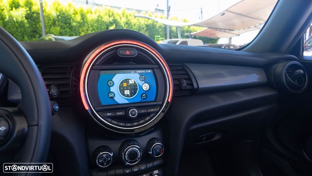 MINI Cabrio Cooper D Auto - 8