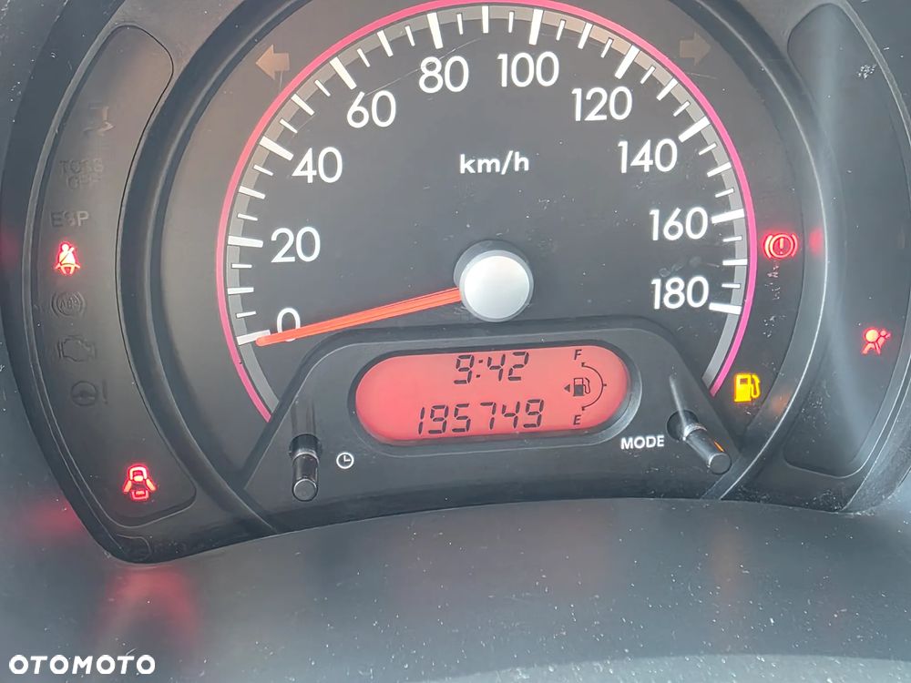 Suzuki Alto 1.0 Club - 14