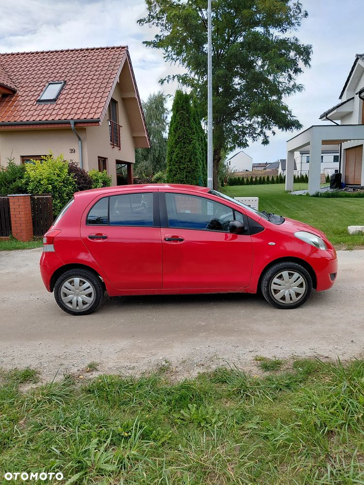 Toyota Yaris - 6