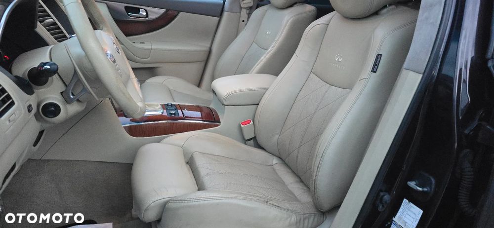 Infiniti FX FX30d AWD S Premium - 23