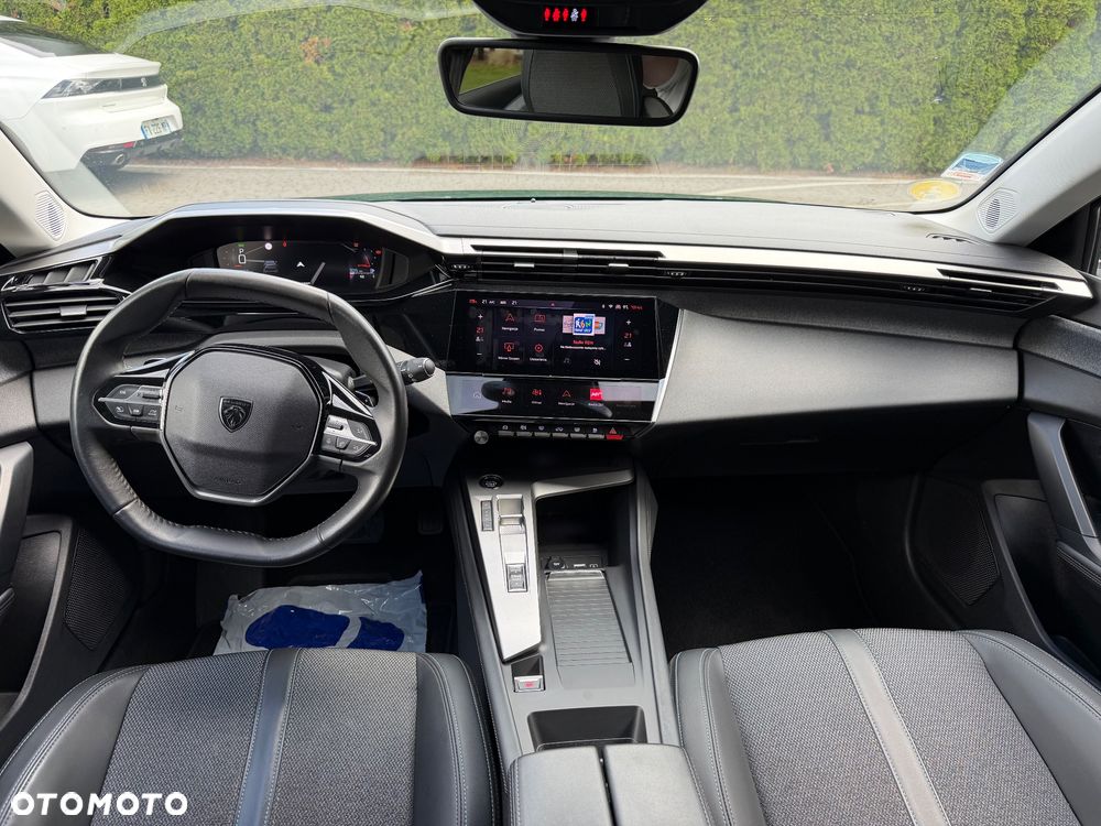 Peugeot 308 BlueHDi 130 EAT8 Allure - 12