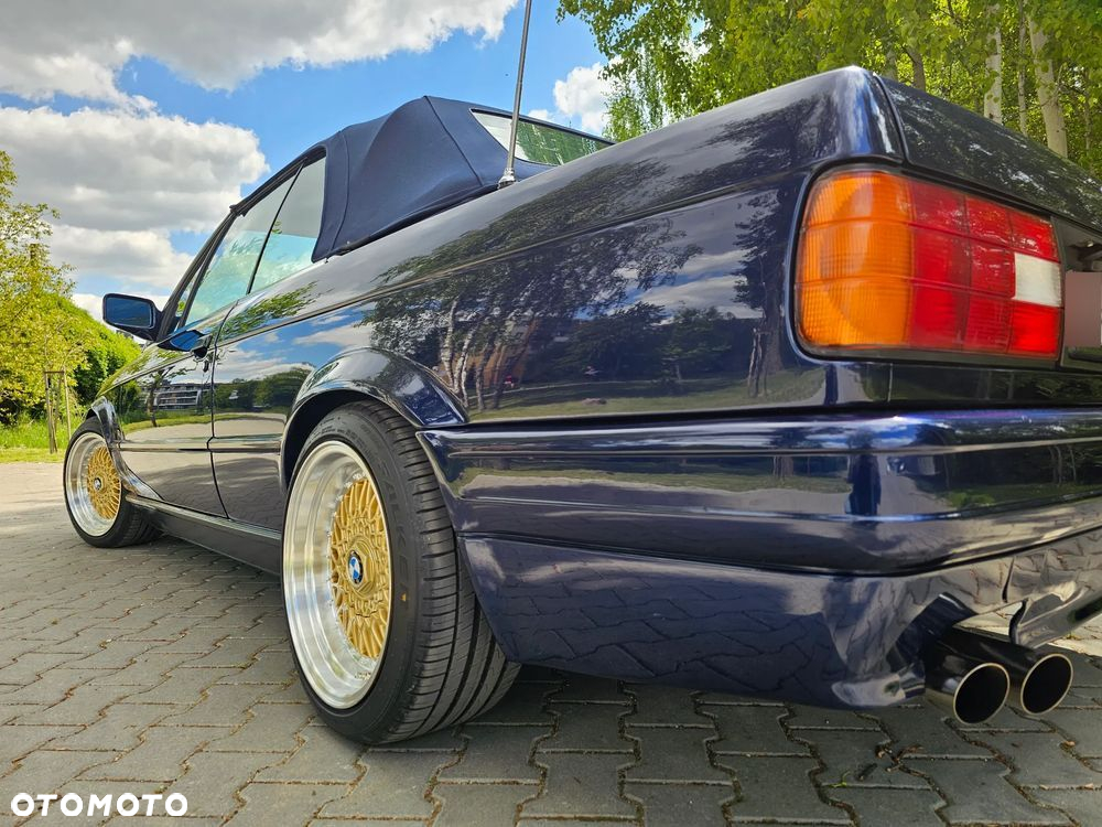 BMW Seria 3 320i - 24