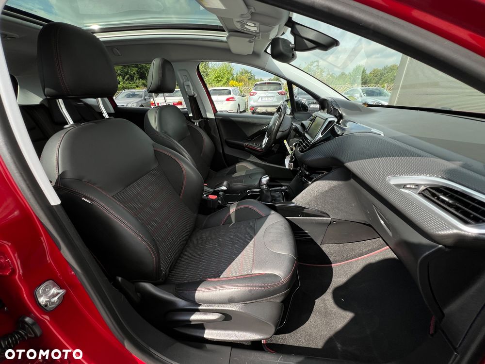 Peugeot 2008 PureTech 110 Stop&Start GT-Line Edition - 19