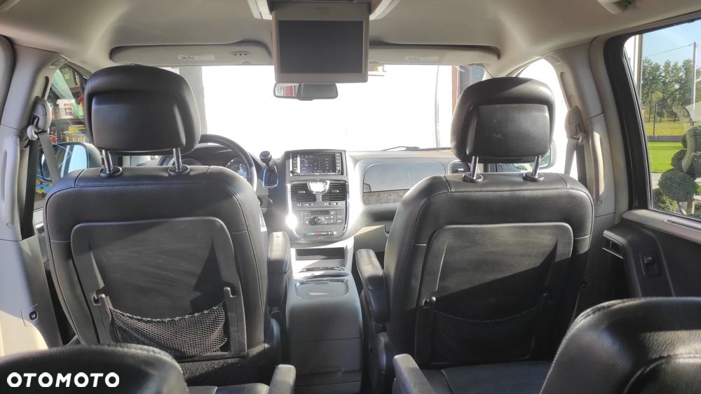 Chrysler Town & Country 3.6 Touring - 12