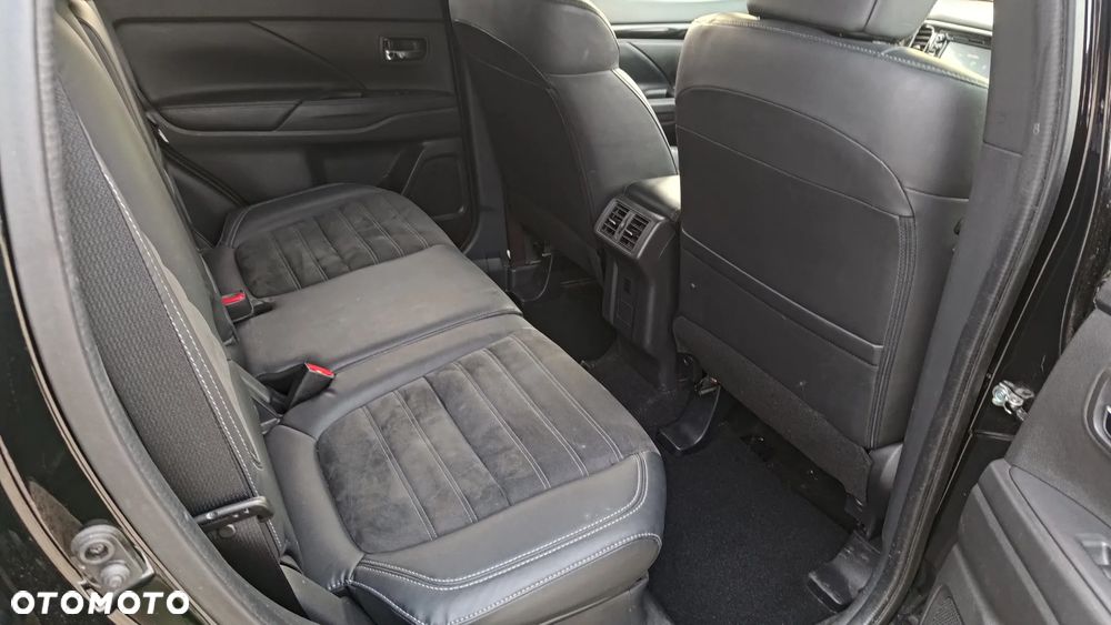 Mitsubishi Outlander 2.0 4WD CVT Active+ - 19