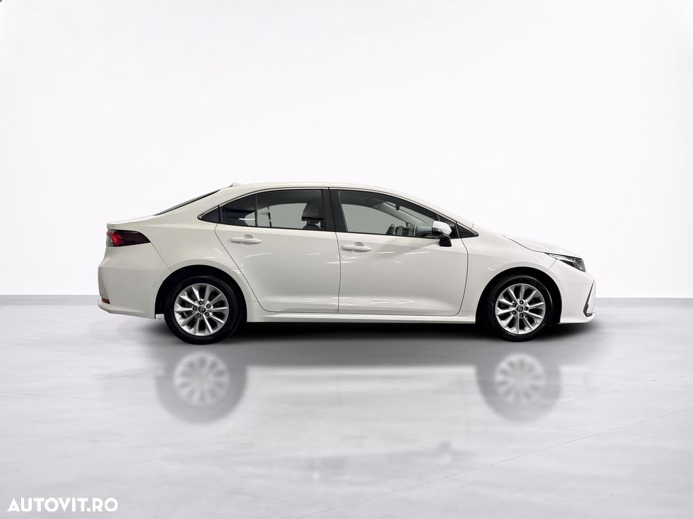 Toyota Corolla - 7
