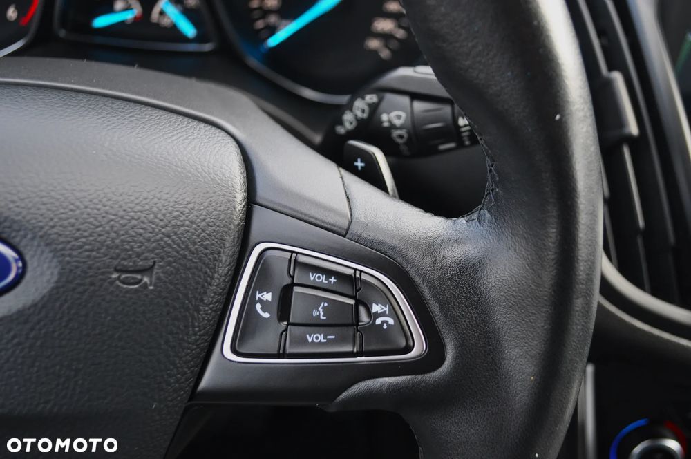 Ford Kuga 2.0 TDCi 4x4 Titanium - 16