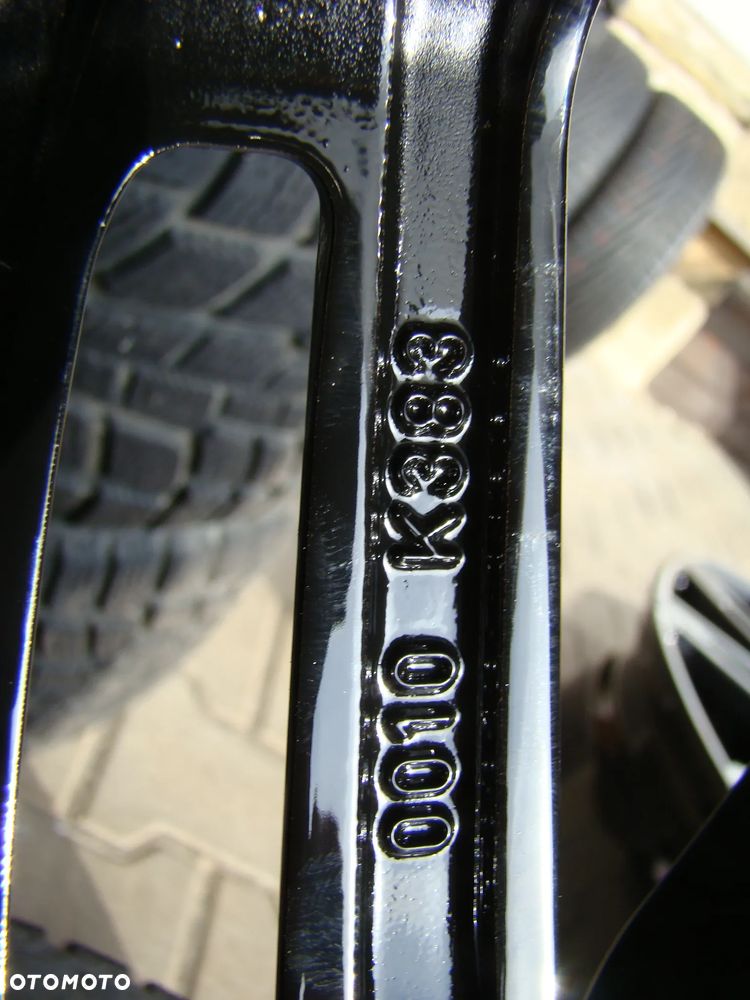 a20 5x120 BMW X3 E83 F25 X4 F26 F10 F11 F07 F06 F12 F13 F01 F02 F04 F03 8,5jx19 et35 - 8