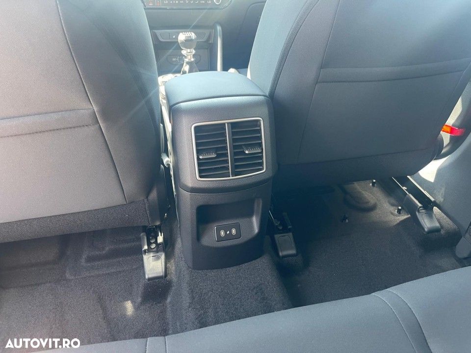 Kia Sportage 1.6 T-GDI 6MT 4x2 Urban - 13