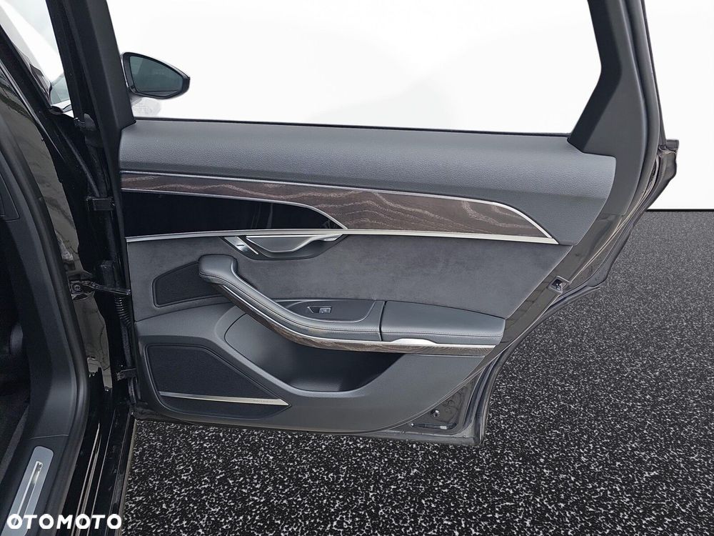 Audi A8 - 26