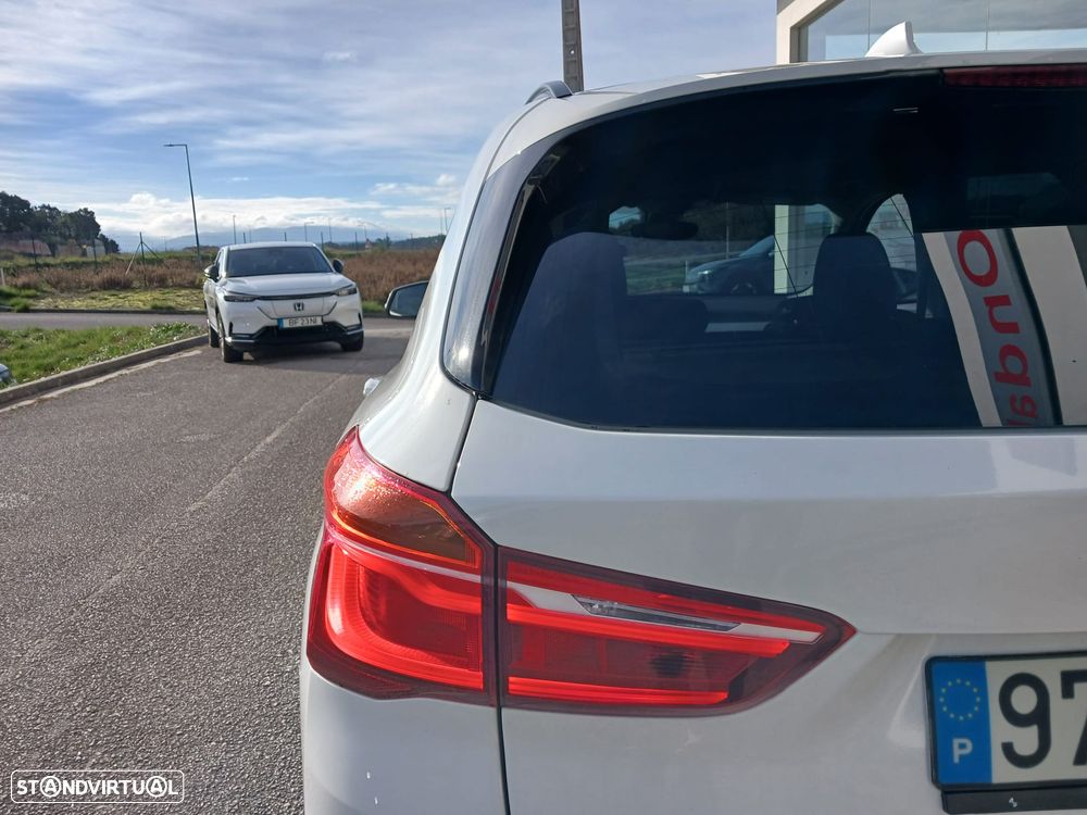 BMW X1 16 d sDrive Auto Advantage - 9