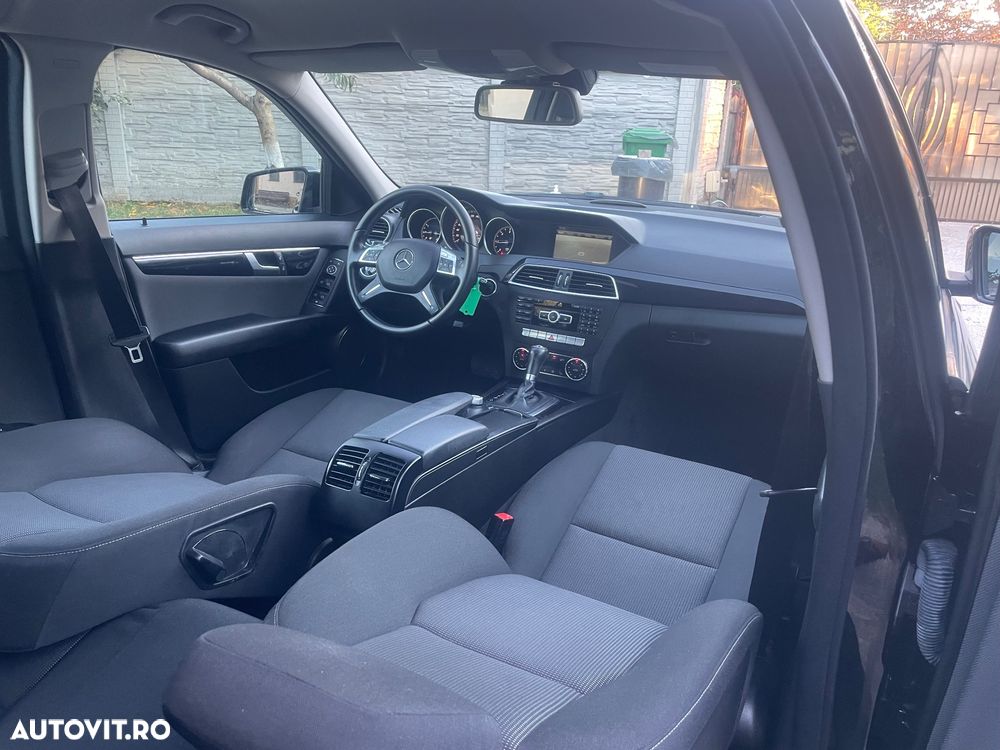 Mercedes-Benz C - 26