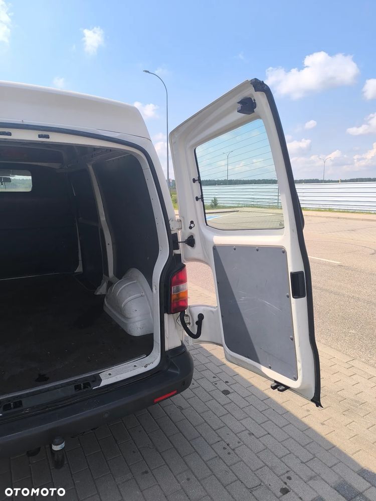 Volkswagen T5 - 14