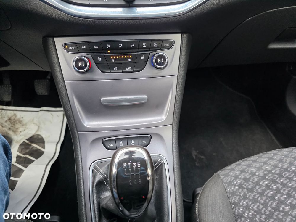 Opel Astra 1.6 CDTI DPF ecoFLEX Start/Stop Exklusiv - 12