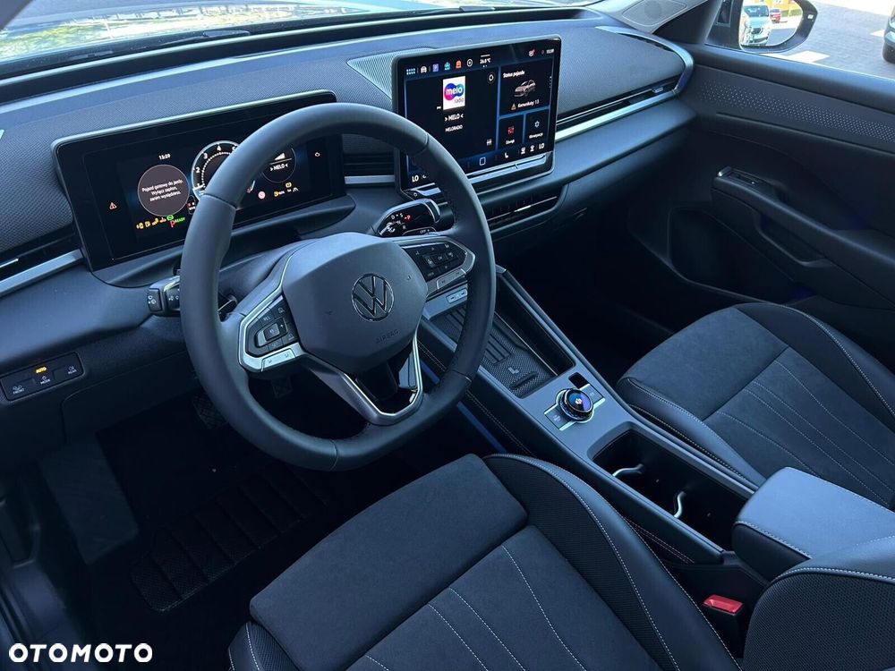 Volkswagen T-Roc - 6