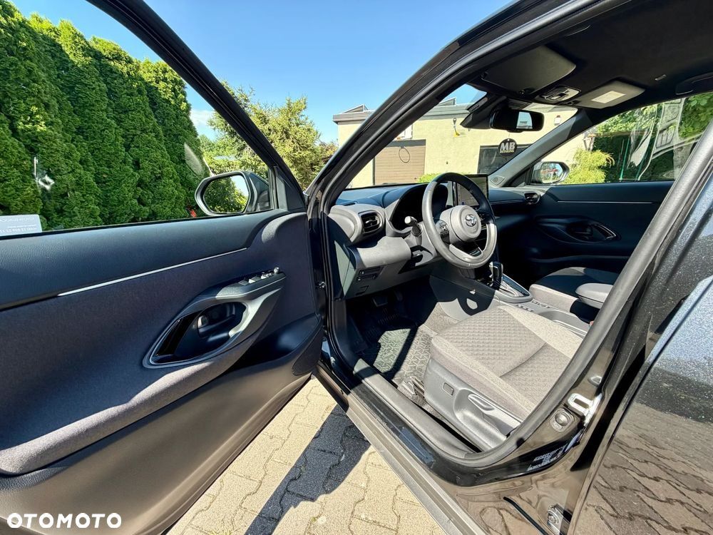 Toyota Yaris Cross Hybrid 1.5 Style - 14