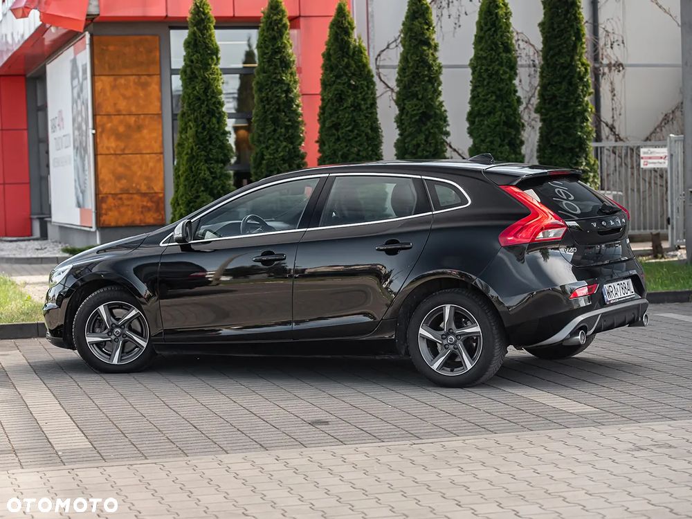 Volvo V40 D3 Geartronic RDesign - 10