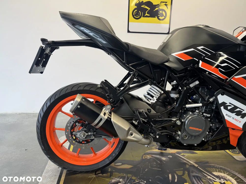 KTM RC 125 - 16
