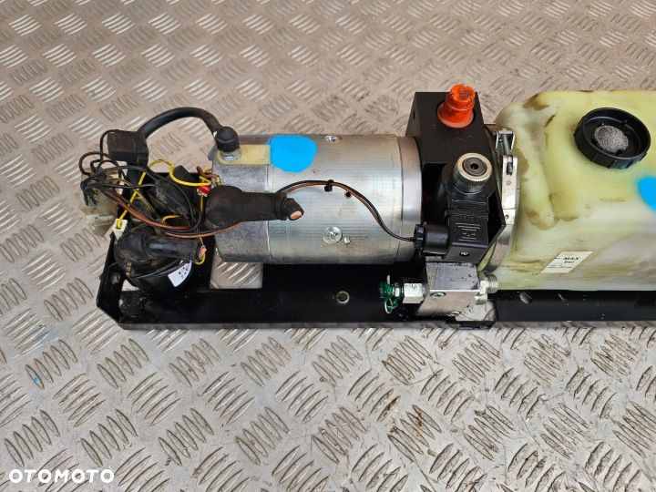 POMPA HYDRAULICZNA AGREGAT SILNIK WINDY ZBIORNIK MBB PALFINGER MAHLE AMJ5885 2.2 kW 24V 120A - 3