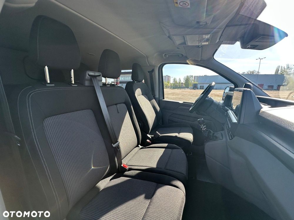 Volkswagen Transporter Transporter Furgon Plussilnik: 2,0 l TDI 150 KM / skrzynia biegów: 6-biegowa manualna rozstaw osi: 3500 mm - 12