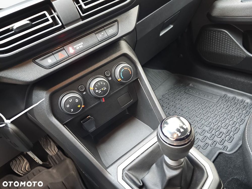 Dacia Sandero - 18