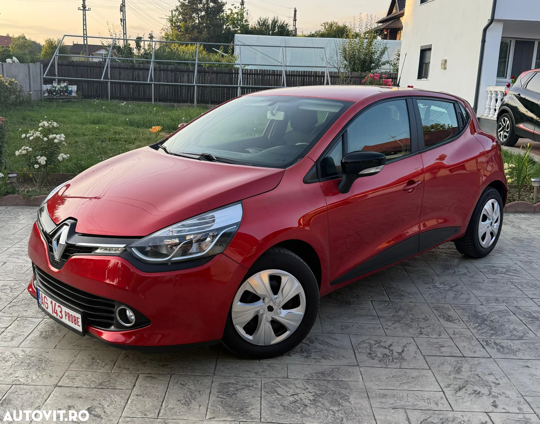 Renault Clio - 5