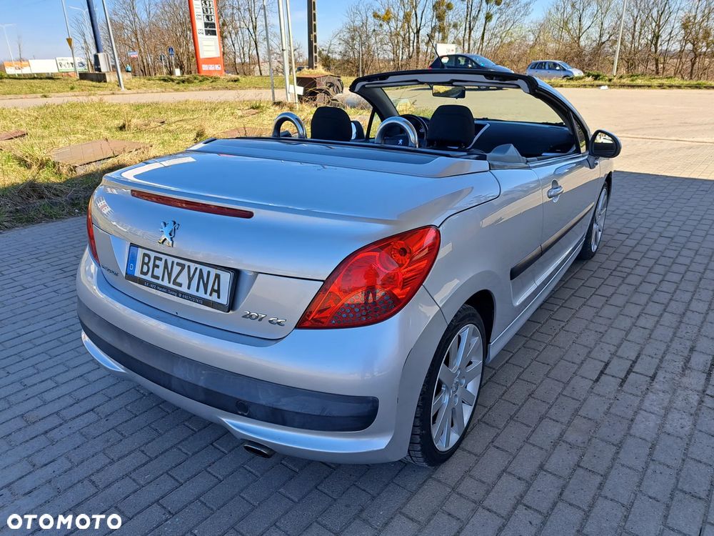 Peugeot 207 CC - 25