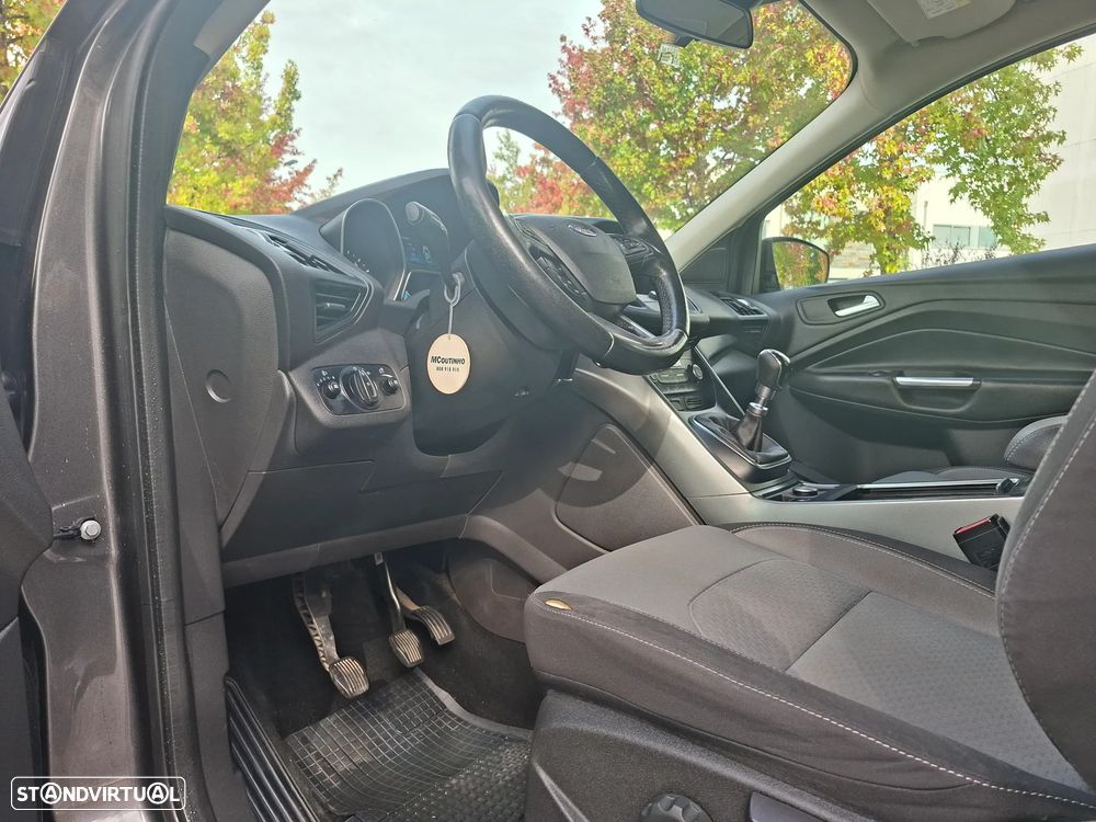 Ford Kuga - 13