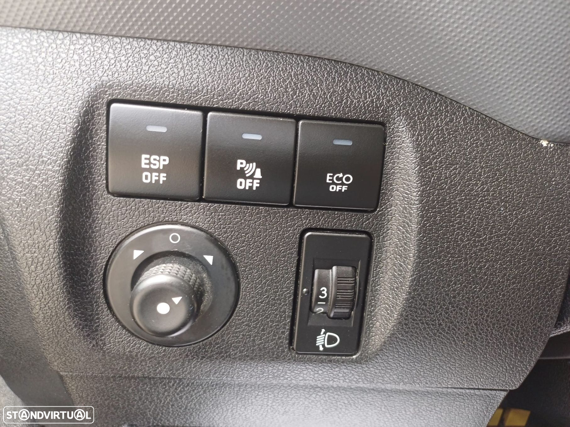 Citroën Berlingo 1.6 HDi Automática 3 Lug. - 33