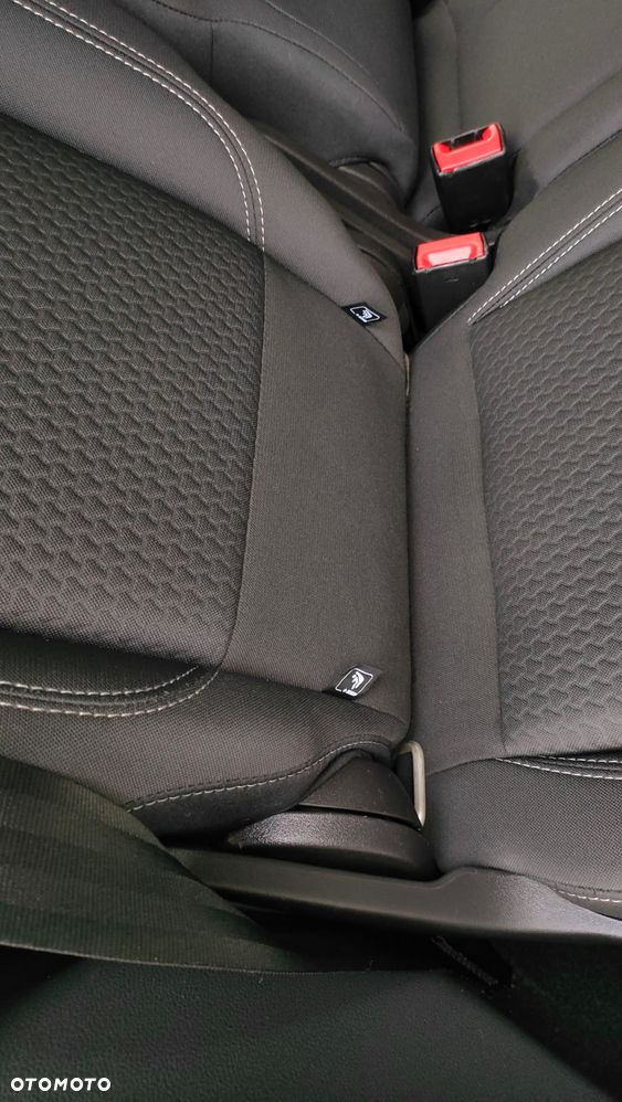 Ford Kuga - 26